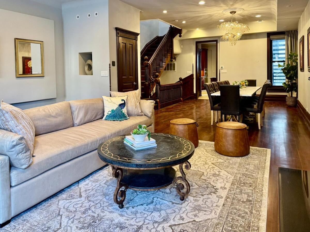 Spectacular Gilded Age 6 Bedroom Gold Coast Mansion With Deck Holiday home