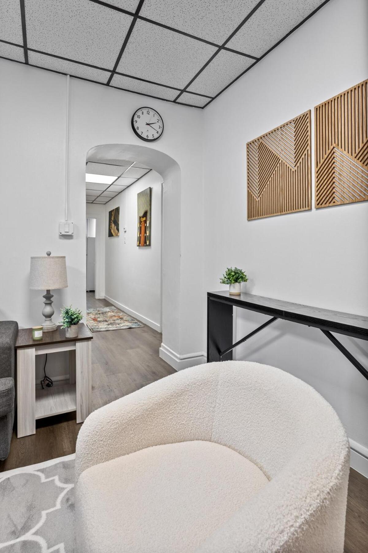 Chic 2br Getaway Queen Beds Fast Wifi Apartment Chicago