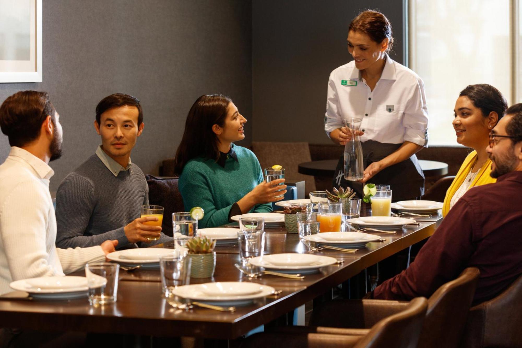 & - Downtown, An Ihg Hotel 3*