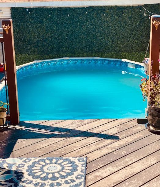 Stunning In Prime With Private Pool Apartment *