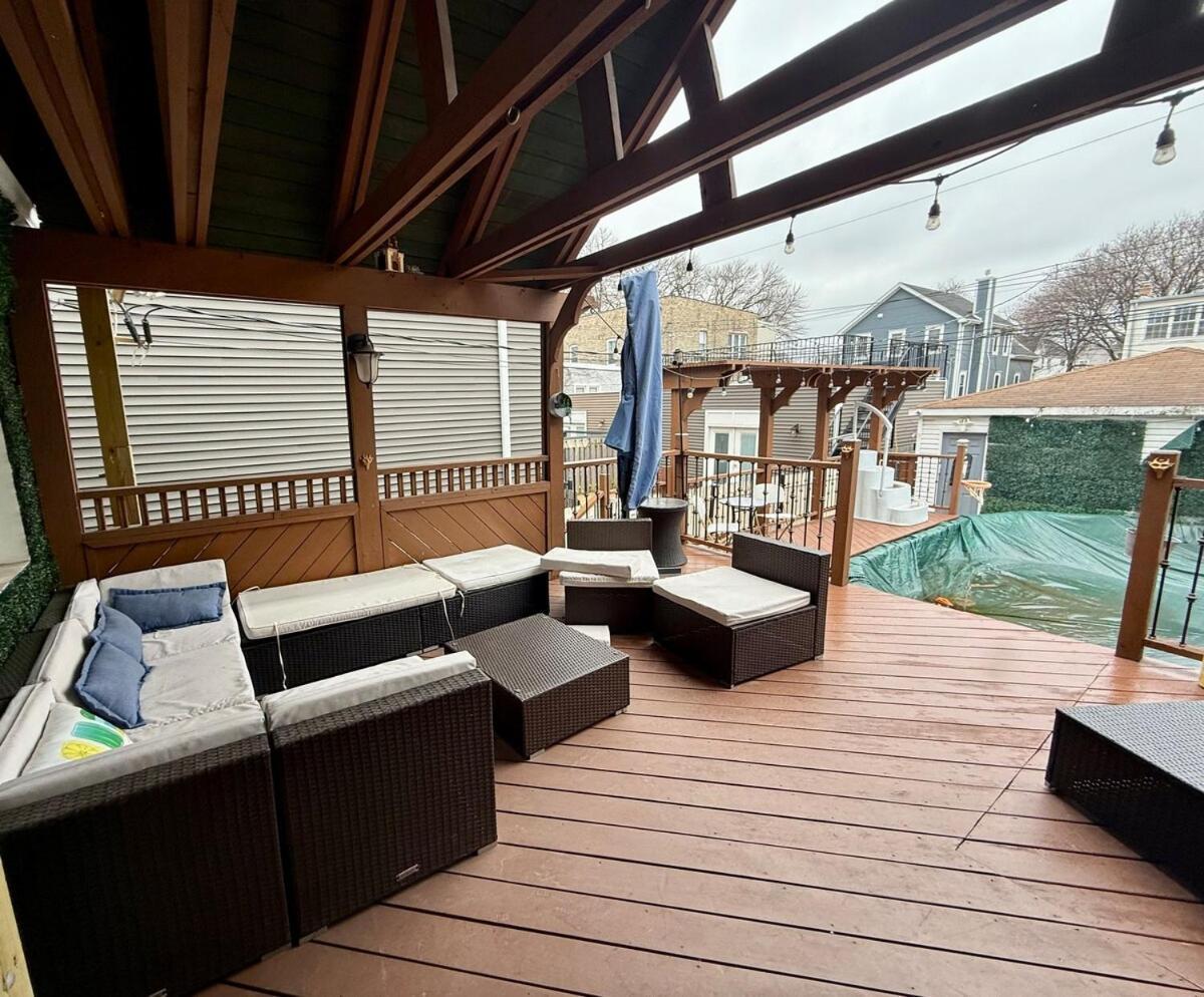 Stunning In Prime With Private Pool Apartment *