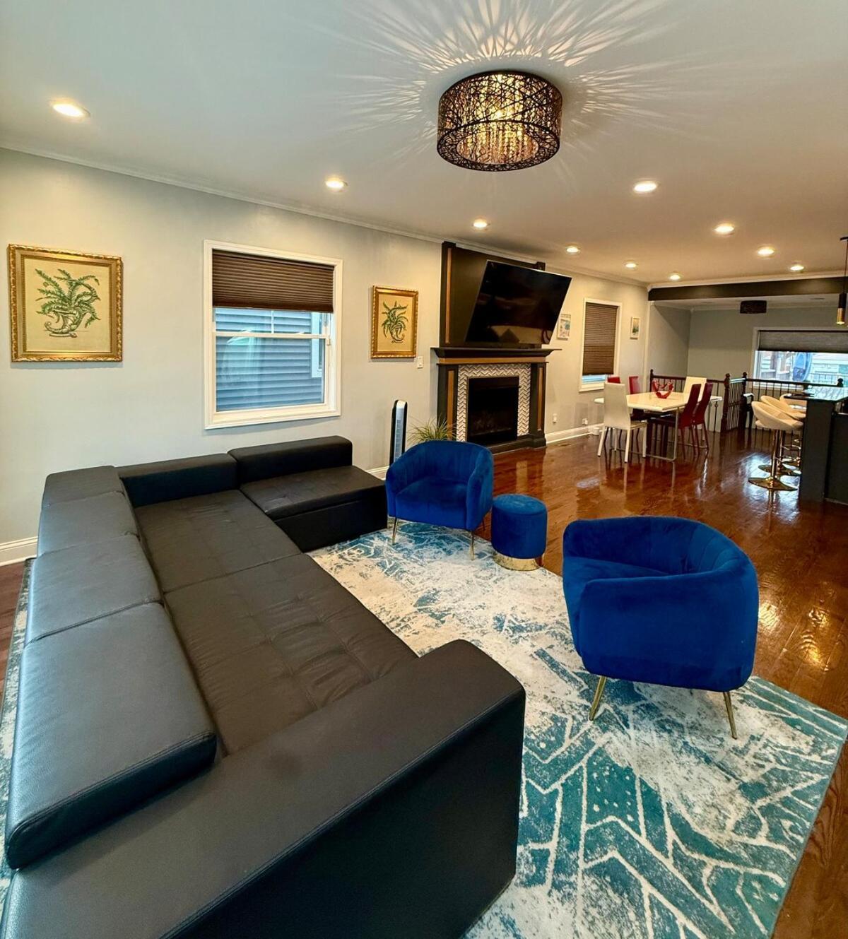 Apartment Stunning In Prime With Private Pool Chicago