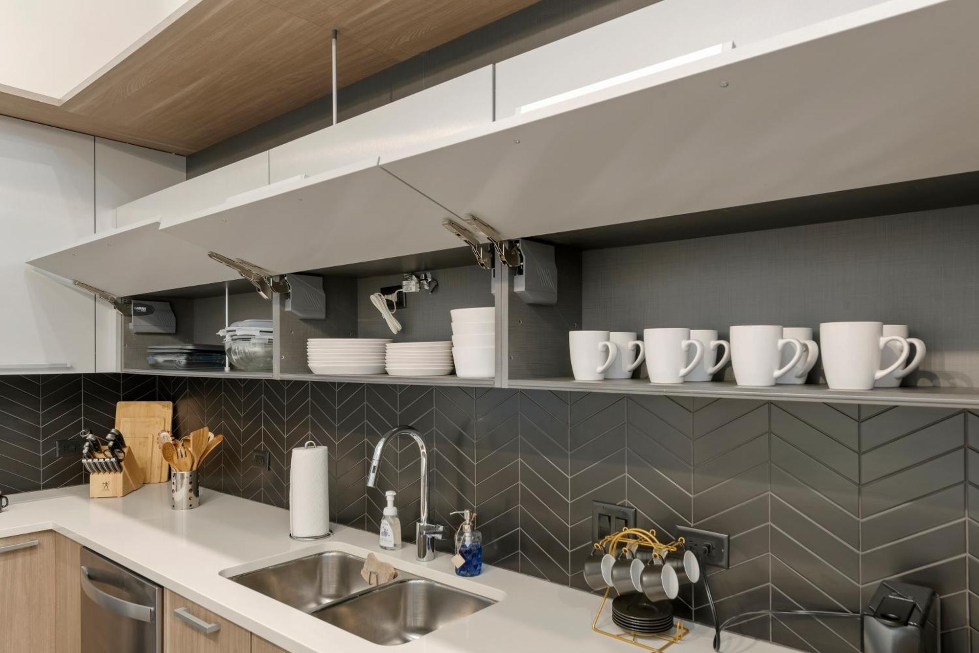 Experience Downtown At Millennium - Luxury In The Loop