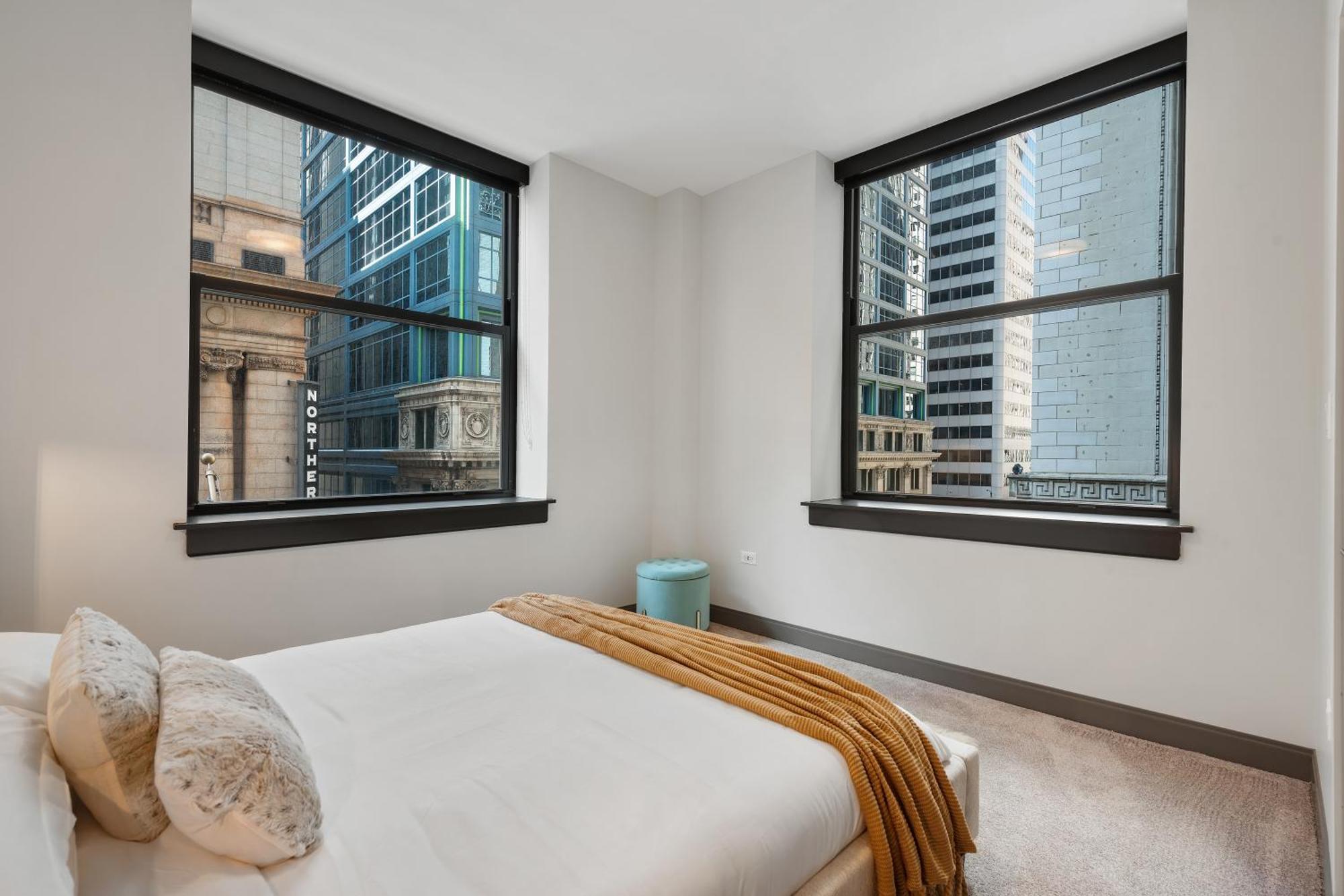 Experience Downtown At Millennium - Luxury In The Loop Chicago