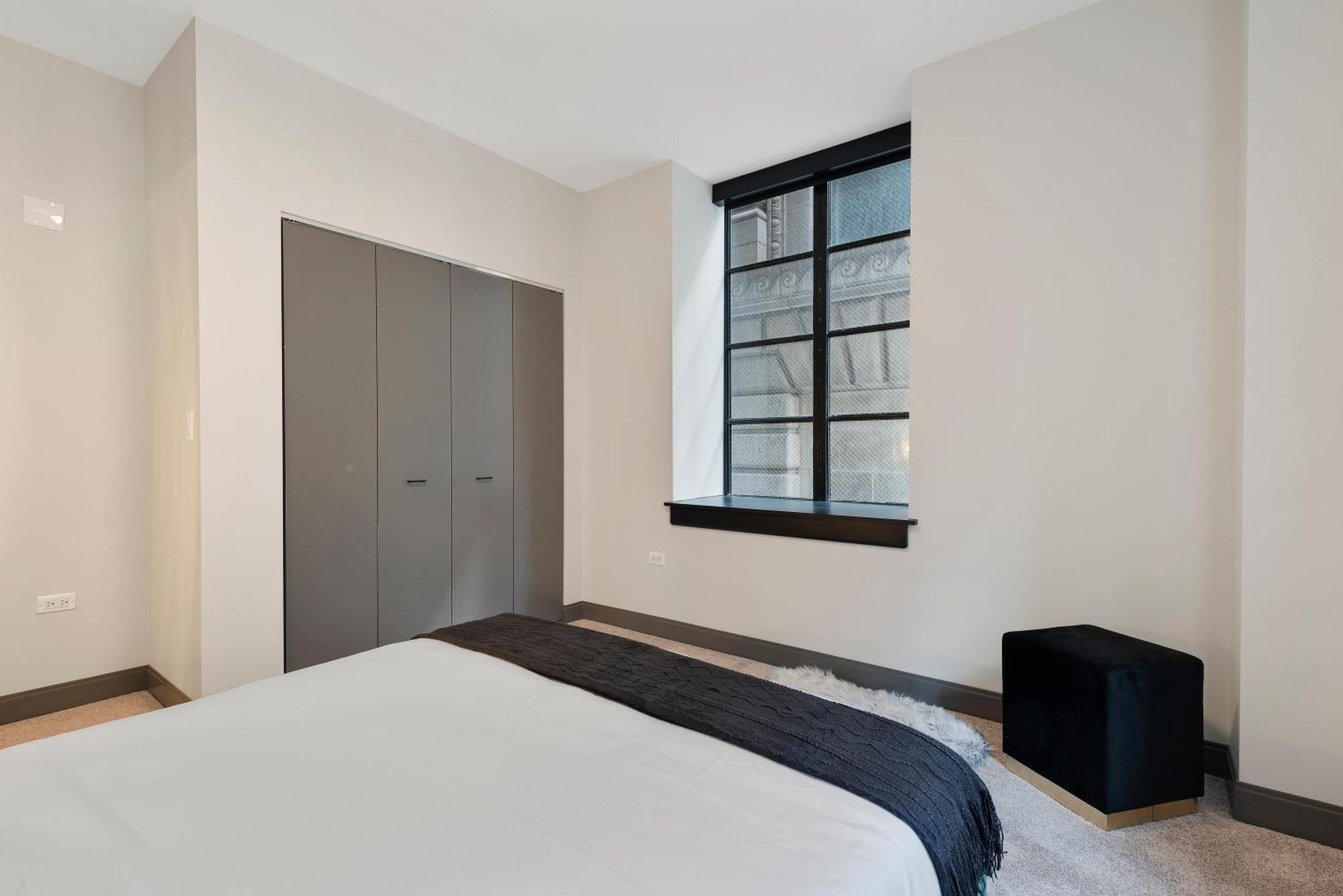 Experience Downtown At Millennium - Luxury In The Loop *