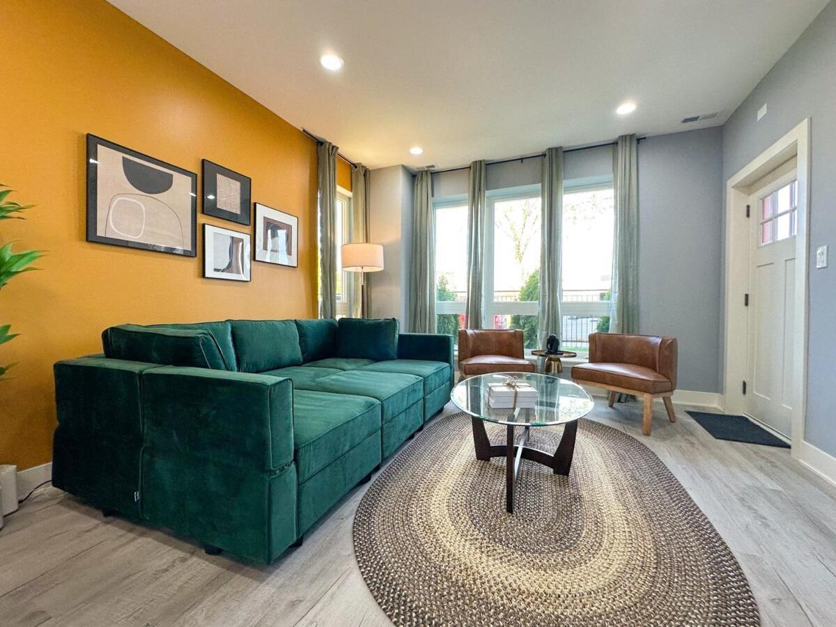 Spacious 3Br Family Oasis Sleeps 8 With Free Parking Near Medical District, Douglas Park And University Of Illinois Chicago
