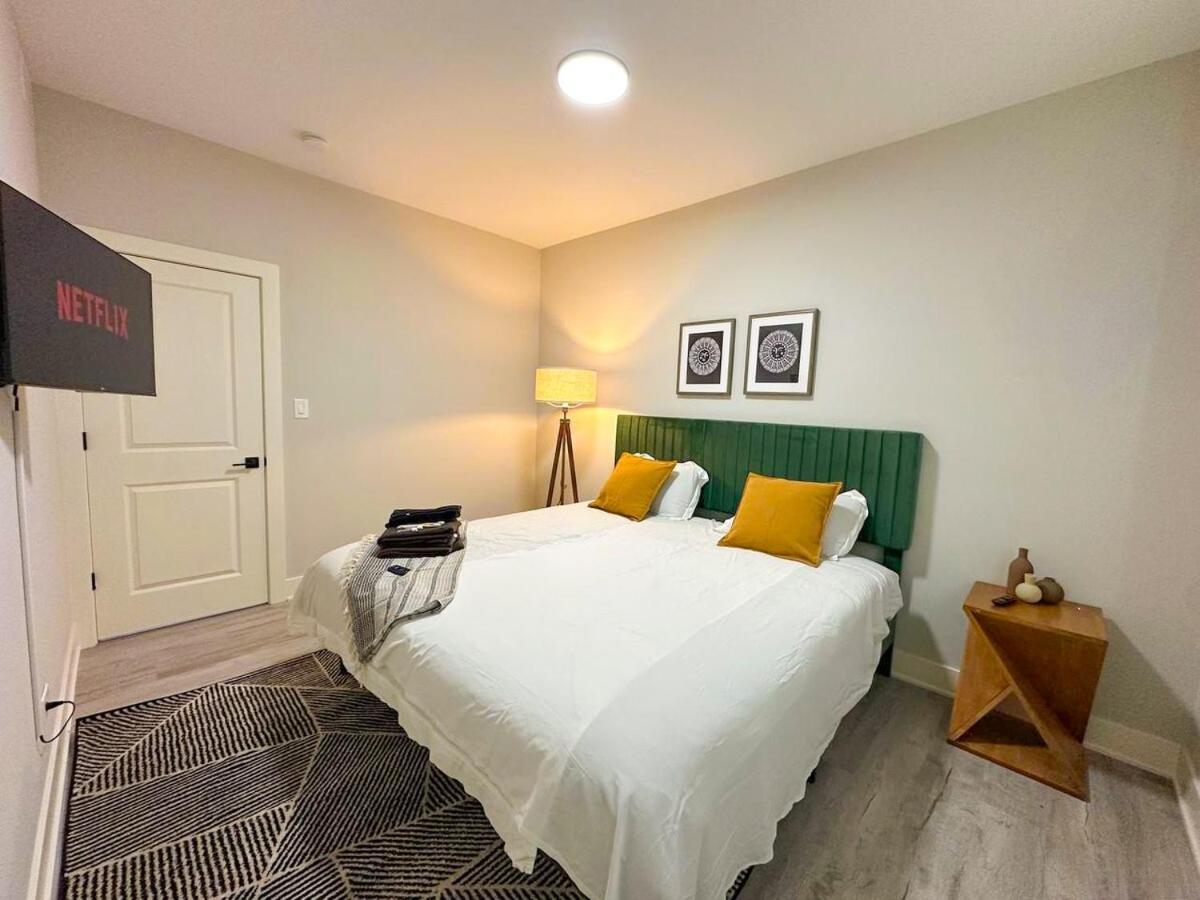 Spacious 3Br Family Oasis Sleeps 8 With Free Parking Near Medical District, Douglas Park And University Of Illinois Chicago Chicago