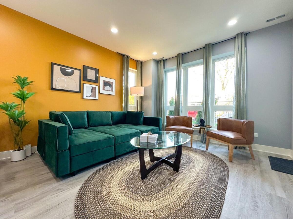 Spacious 3Br Family Oasis Sleeps 8 With Free Parking Near Medical District, Douglas Park And University Of Illinois Chicago * Chicago