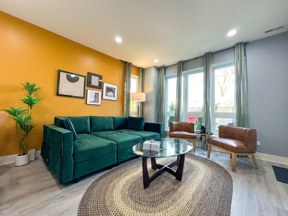 Spacious 3Br Family Oasis Sleeps 8 With Free Parking Near Medical District, Douglas Park And University Of Illinois Chicago Apartamento *
