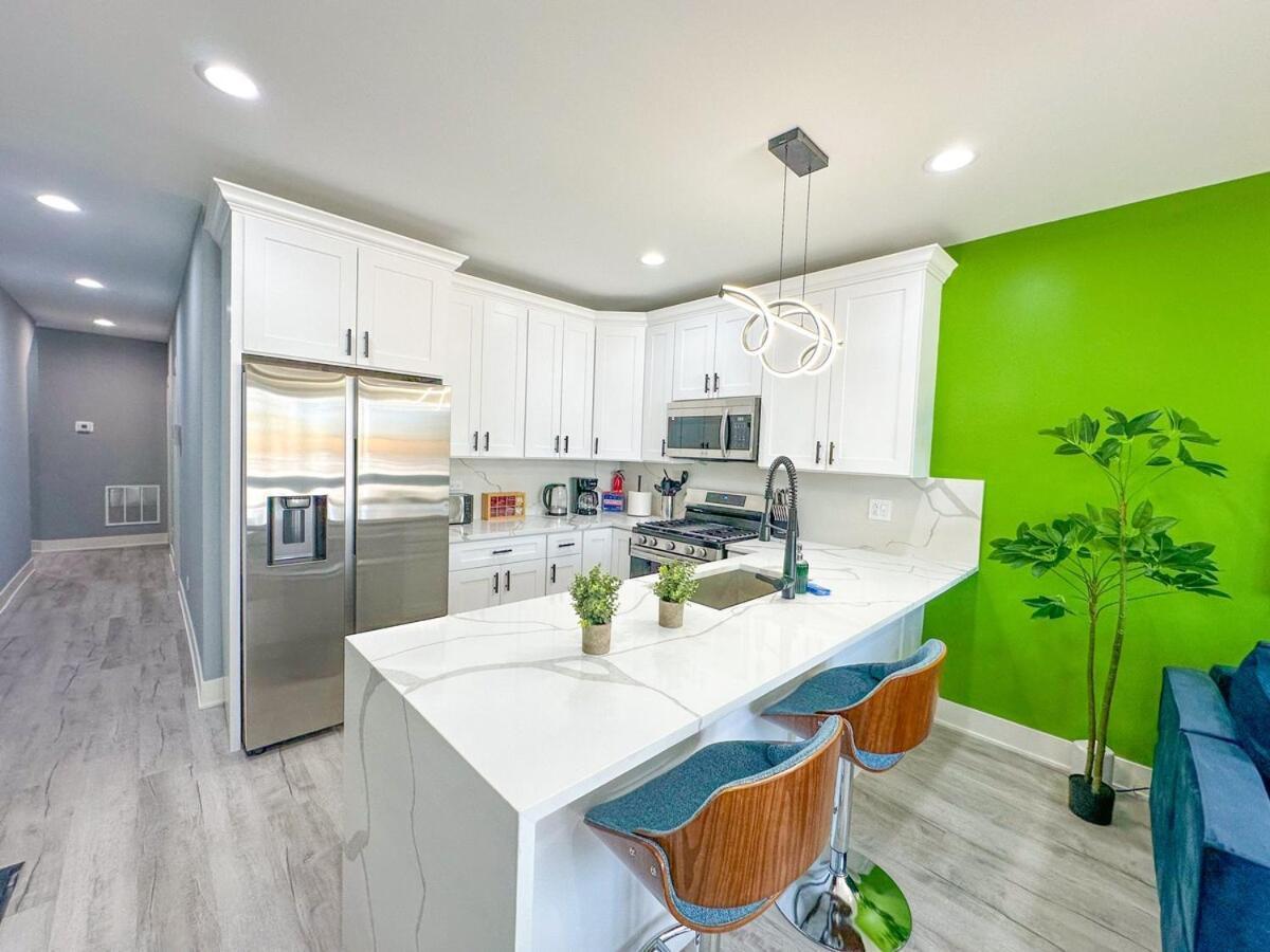 Pilsen Art Center Family Friendly 3Br Retreat With Free Parking Near Medical District, Douglas Park And University Illinois Chicago *