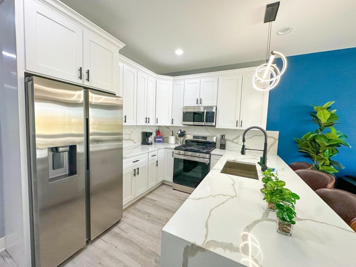 Stylish Cozy 3Br Retreat With Free Parking Near Pilsen Art Center, Douglas Park And University Of Illinois Chicago *