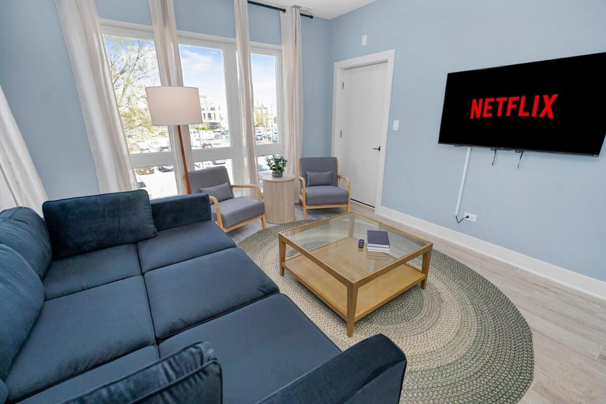 Stylish Cozy 3Br Retreat With Free Parking Near Pilsen Art Center, Douglas Park And University Of Illinois Chicago *