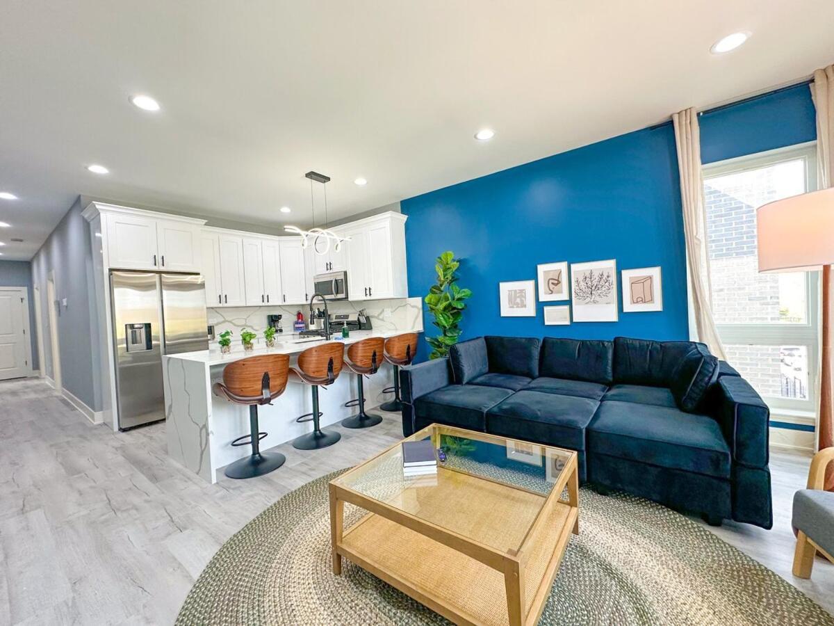 Stylish Cozy 3Br Retreat With Free Parking Near Pilsen Art Center, Douglas Park And University Of Illinois Chicago Chicago