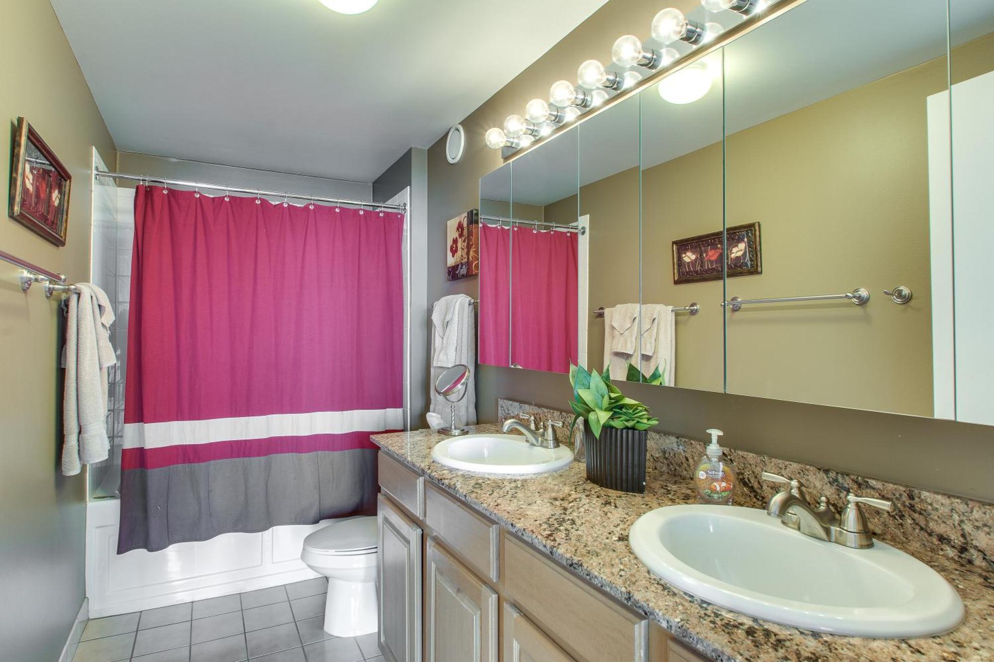 Aparthotel The Penthouse At Grand Plaza 4*