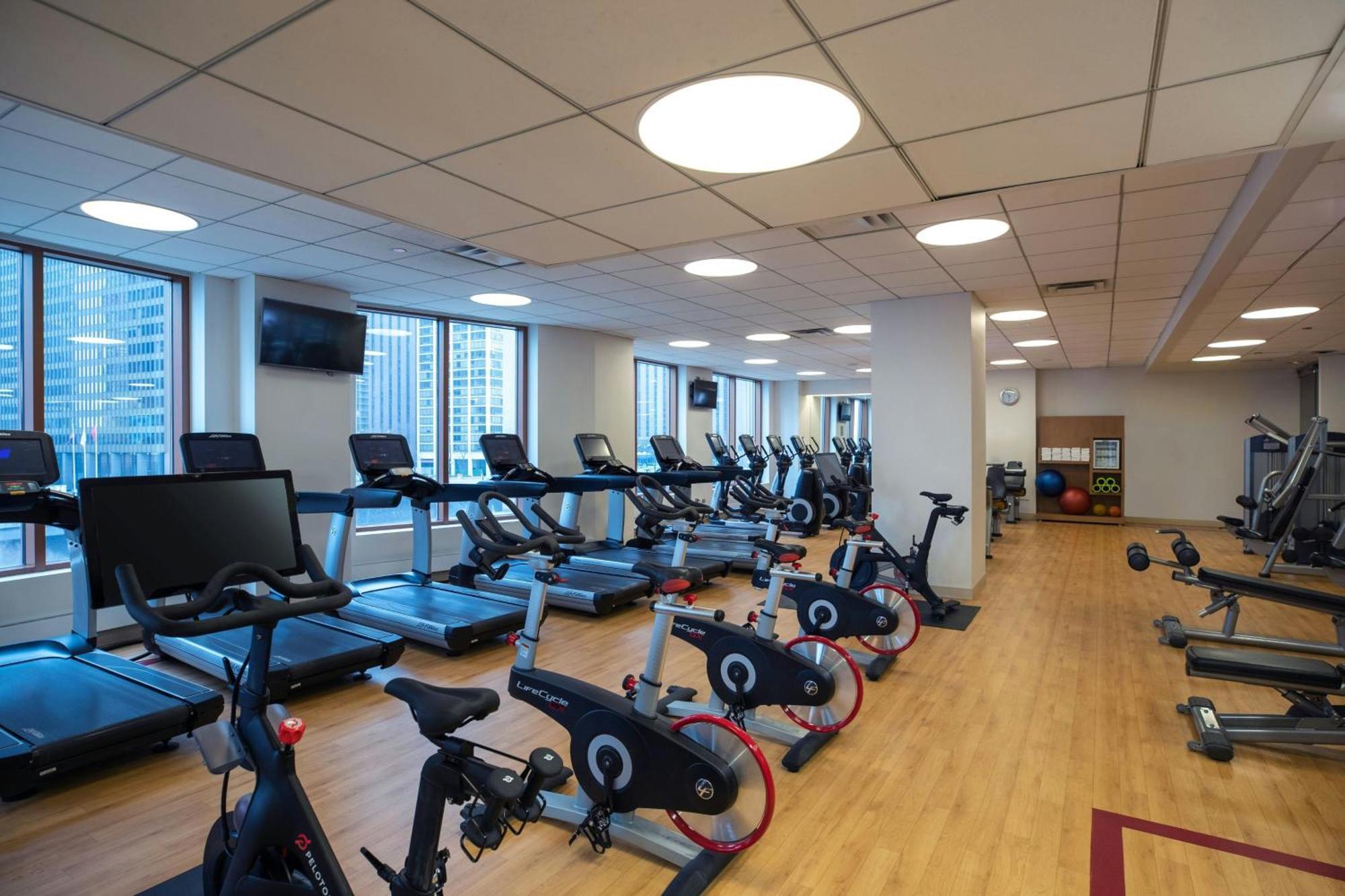 Sheraton Grand Riverwalk 4*