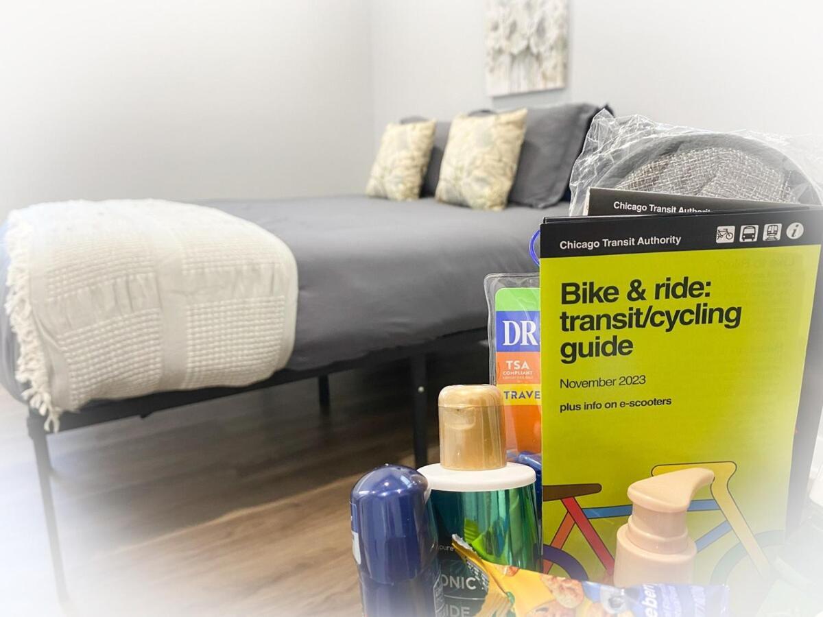 Pristine 3bdr 2ba Uchicago Apartment Chicago