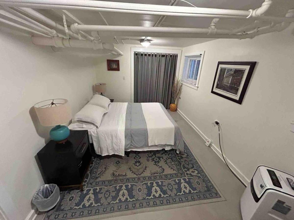 Comfy Garden In Andersonville Apartment Chicago