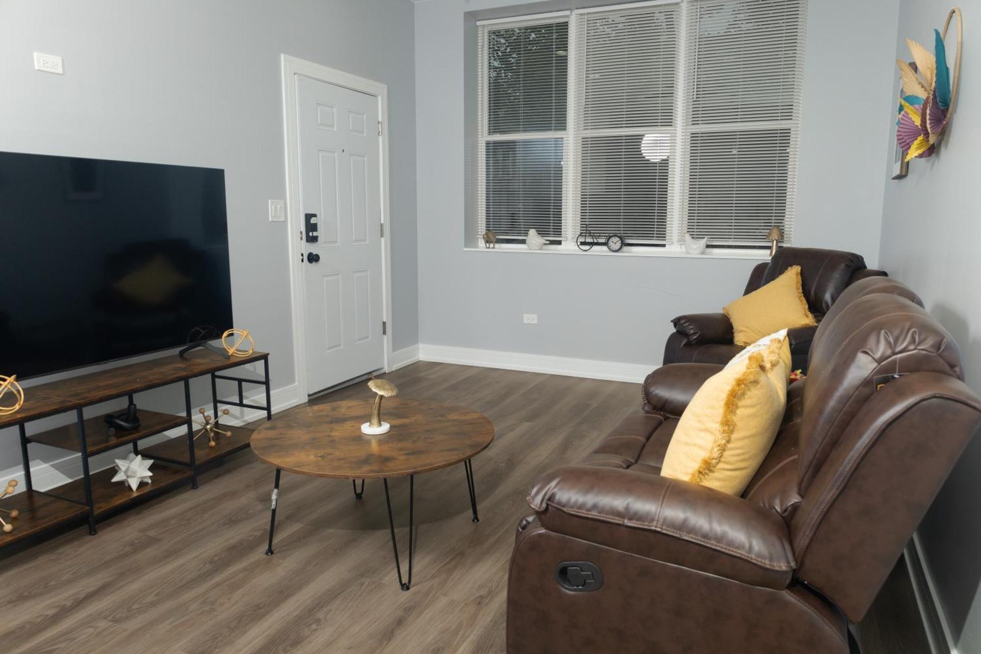 Pristine 3bdr 2ba Uchicago *