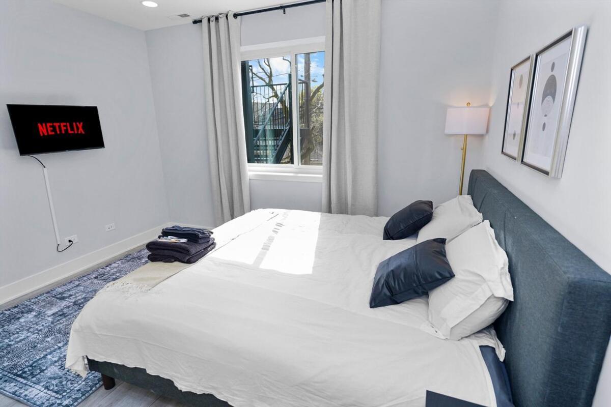 Pilsen Art Center Family Friendly 3Br Retreat With Free Parking Near Medical District, Douglas Park And University Illinois Chicago Appartement