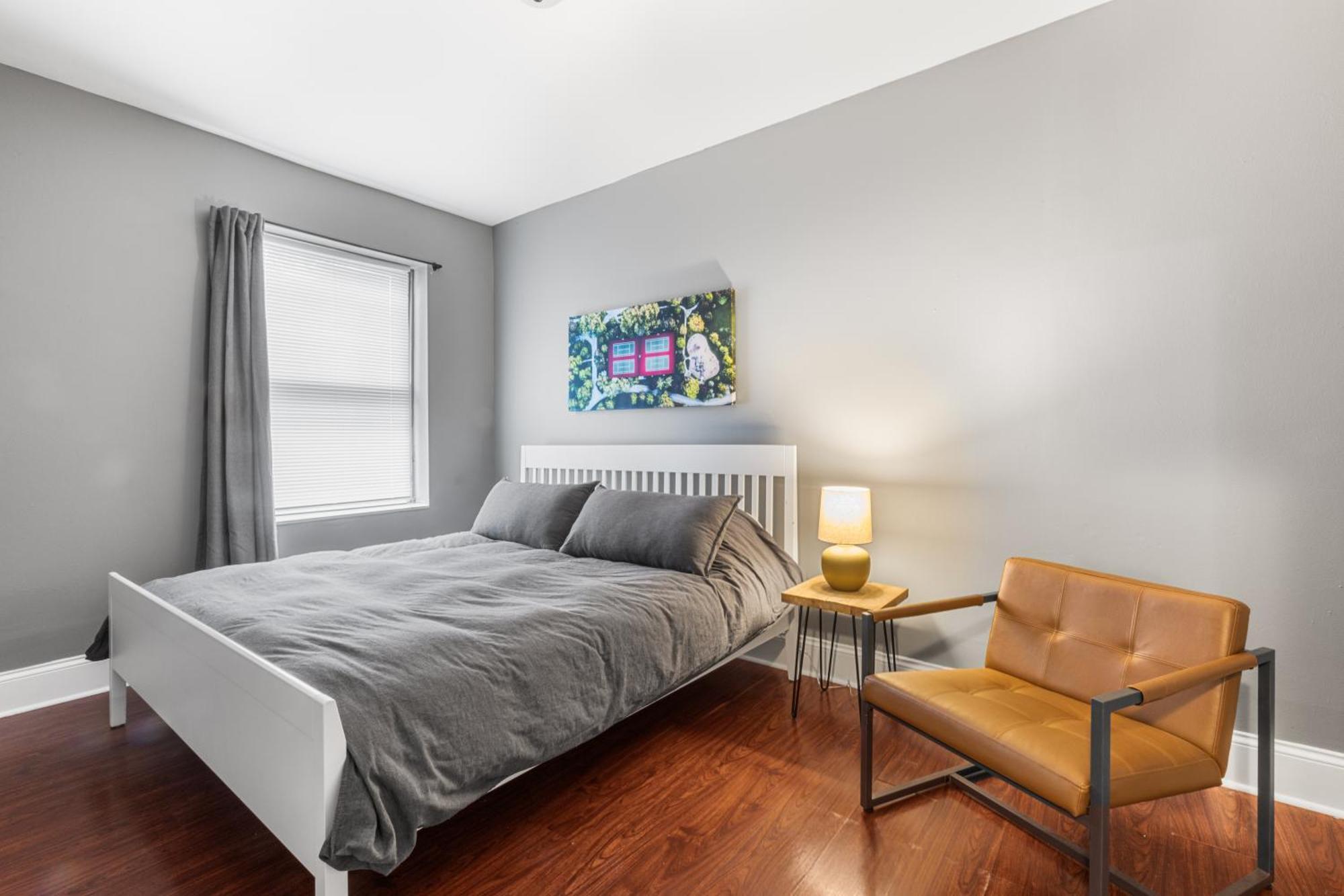 Stylish Humboldt Park Retreat - Walk To Parks & Easy Transit! * Chicago
