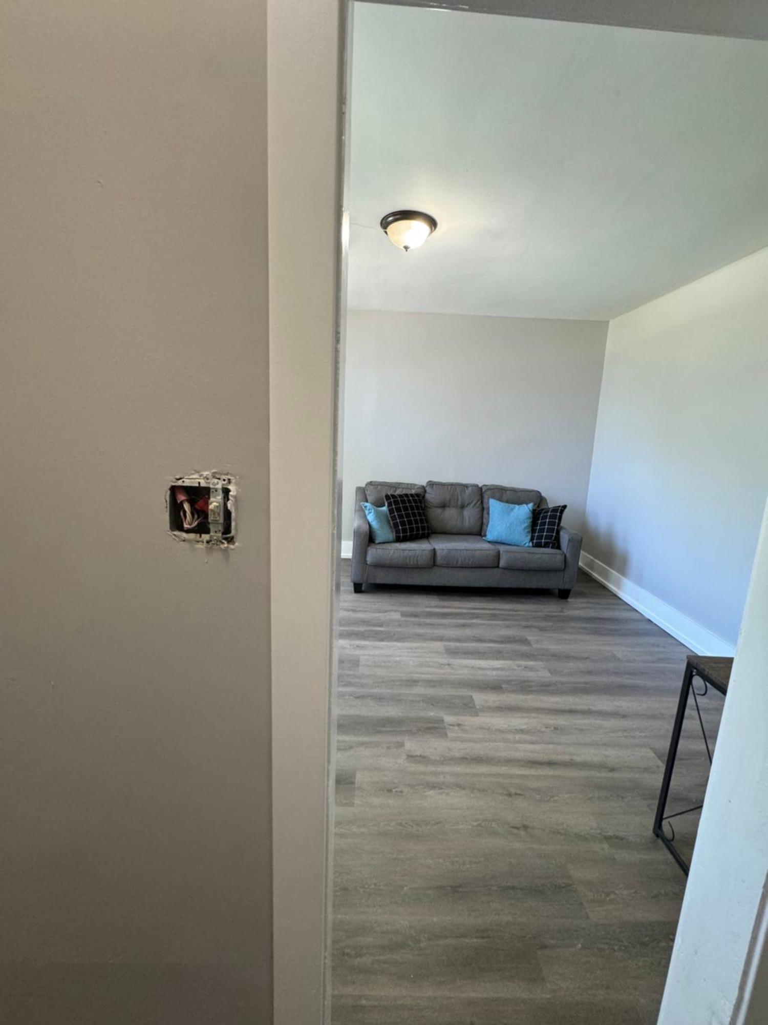 Beautiful Near Downtwon - Free Parking! *