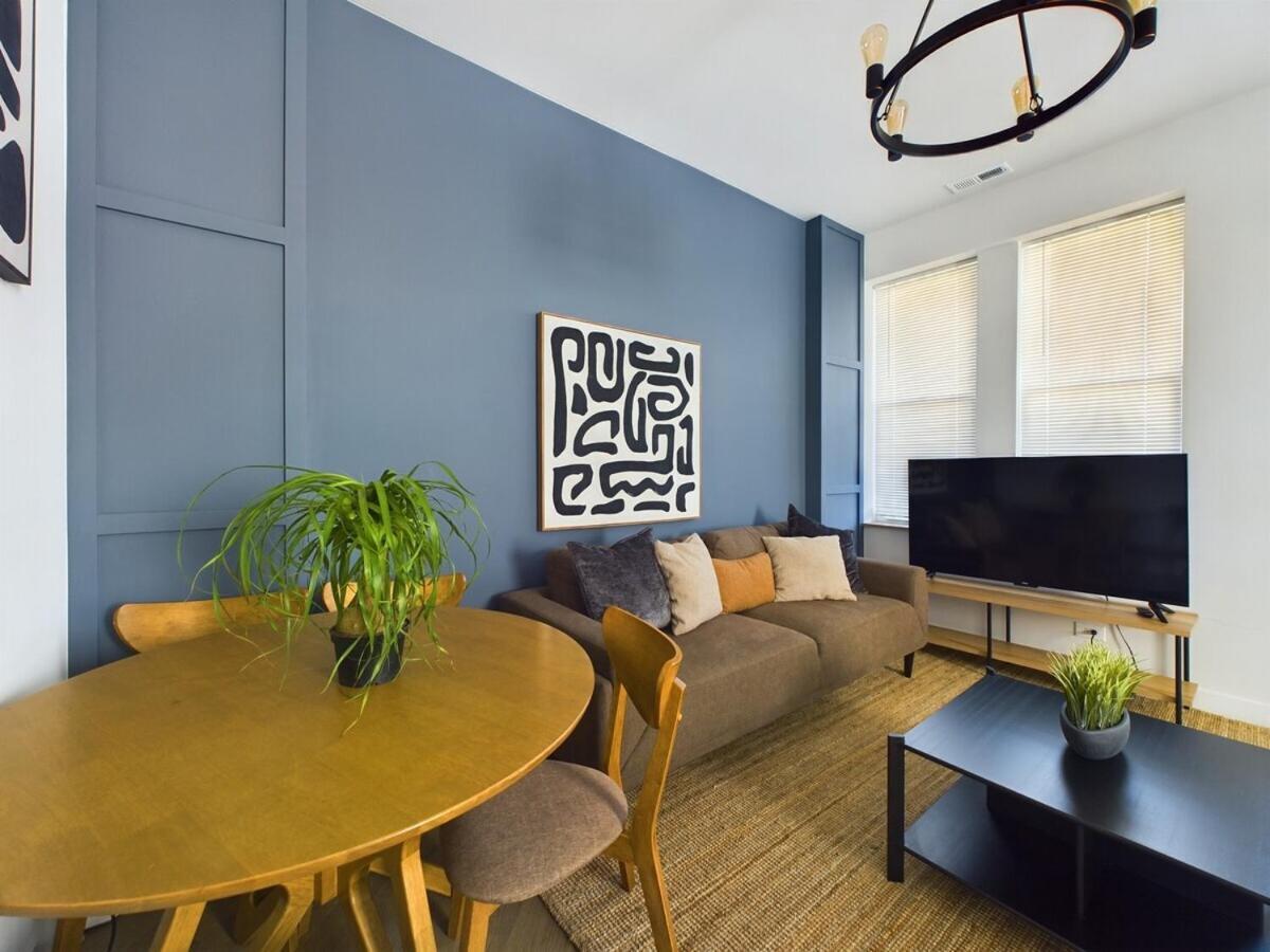 Holiday home Zen Escape-chicago's Urban Oasis