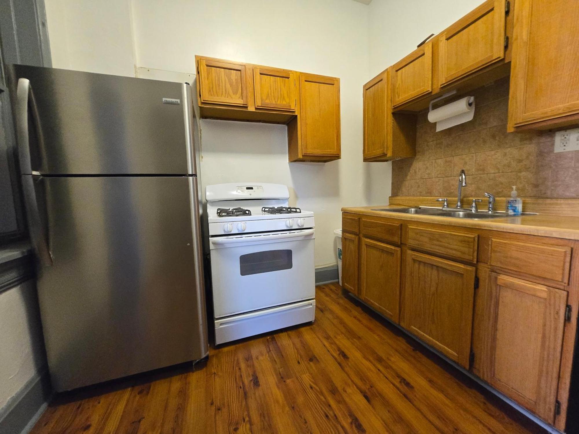 Stay Chicago Hostel *