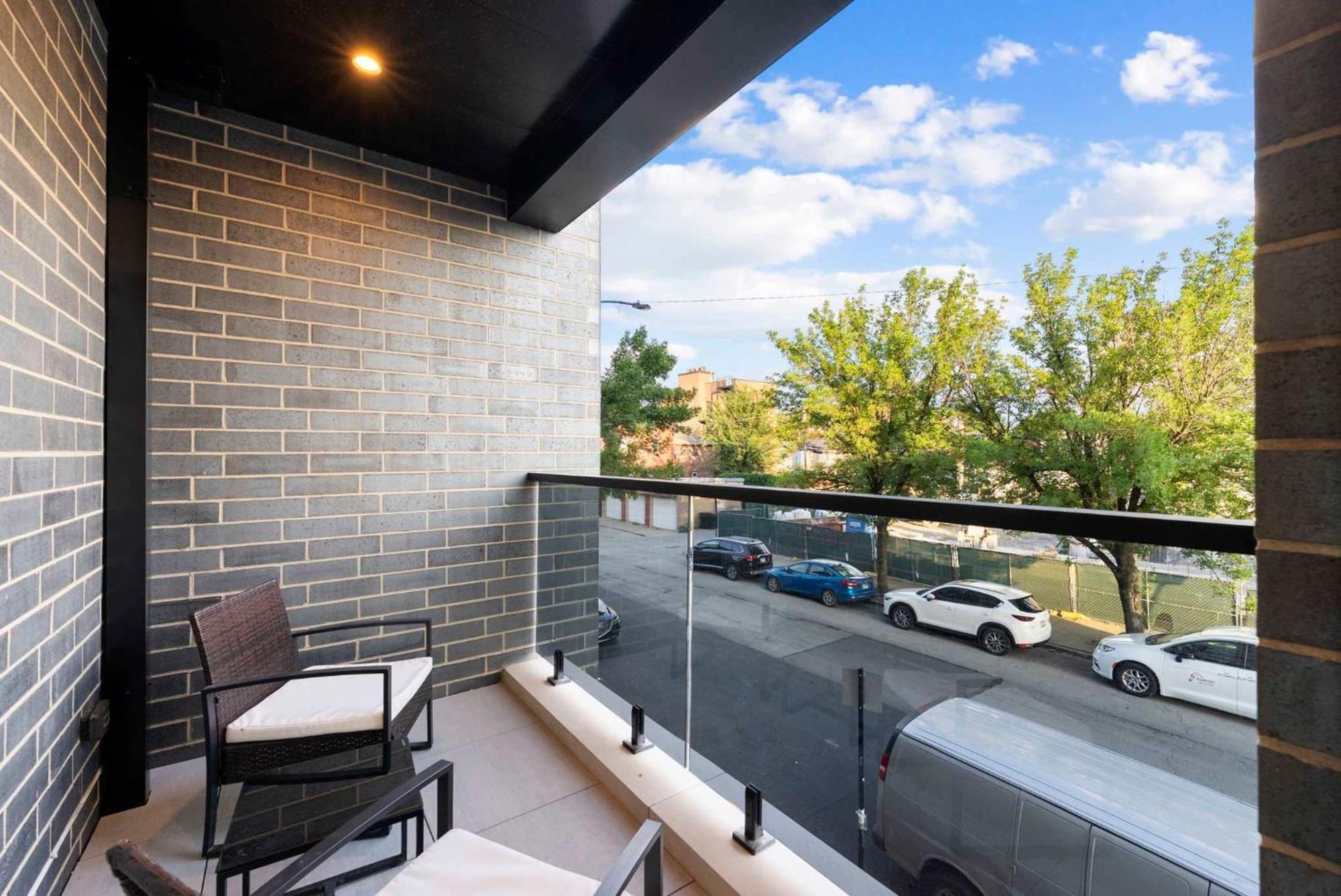 New Build In Pilsen Spacious 2 Bed 2 Bath Unit Chicago