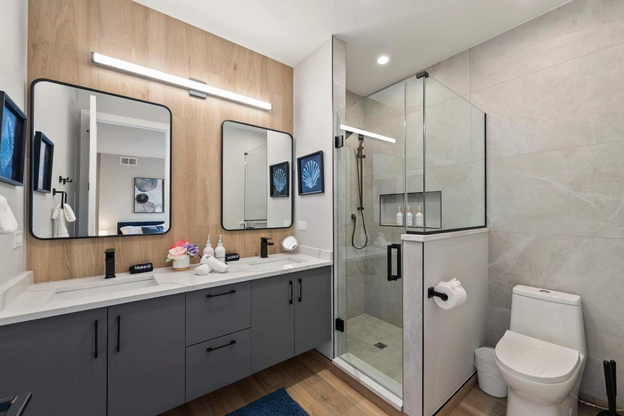New Build In Pilsen Spacious 2 Bed 2 Bath Unit *