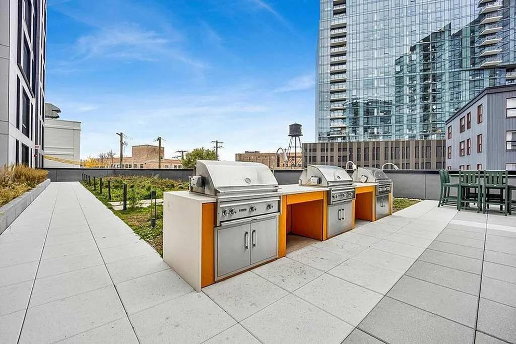 Family-sized 4br Luxury In Downtown Hotel *