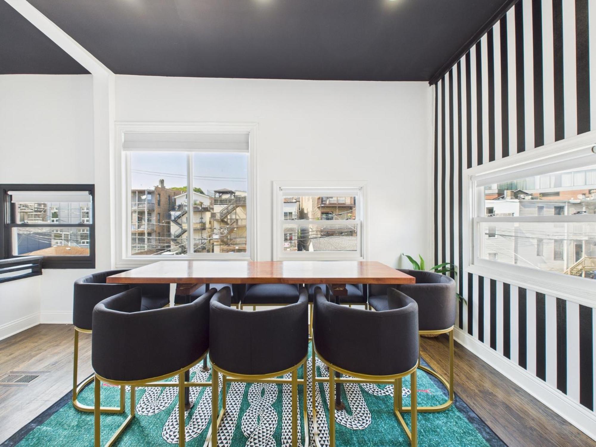 Wrigleyville Gem With Hidden Bar & Vintage Charm *