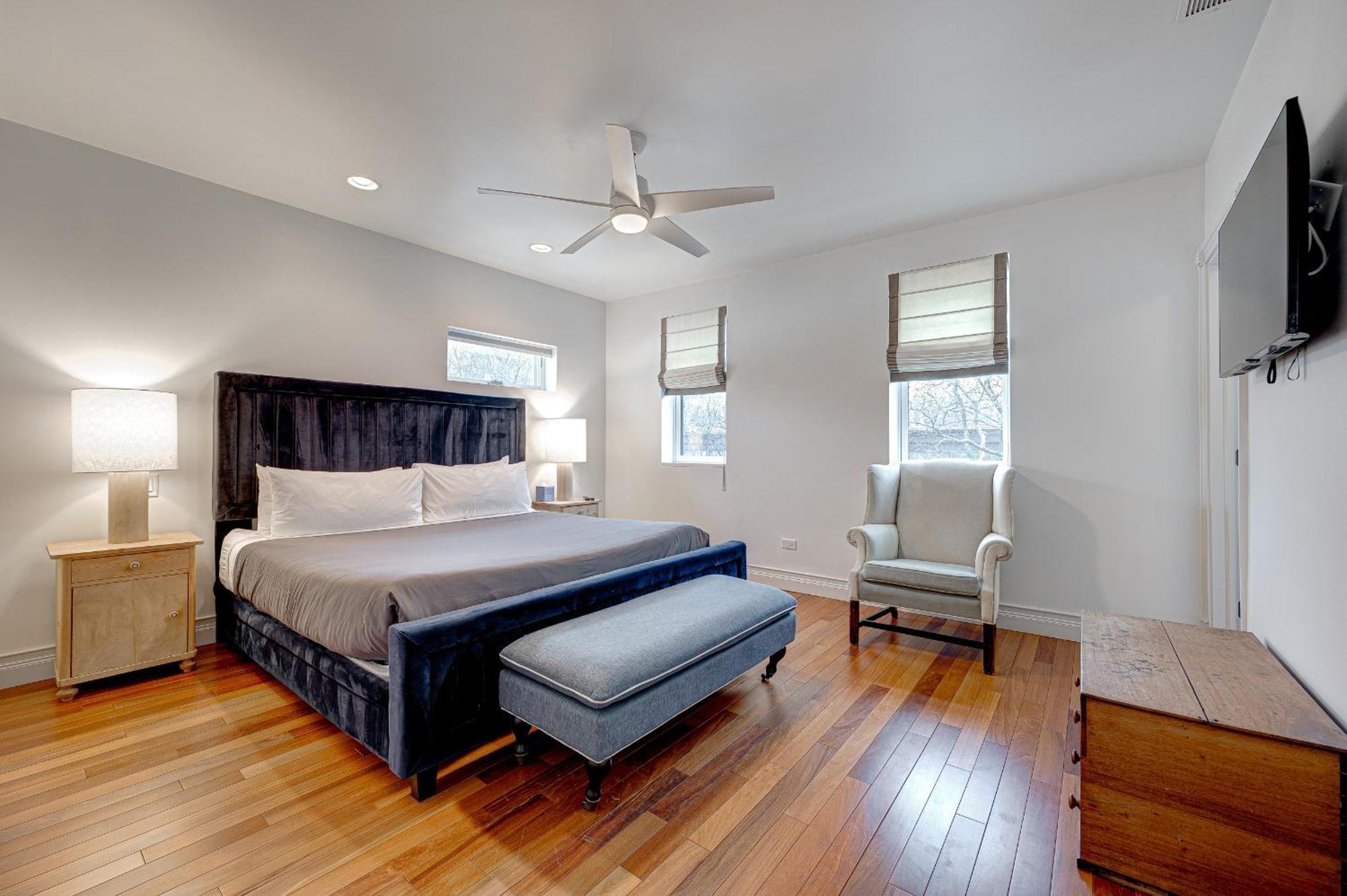 Large With Outdoor Deck In Historic District *