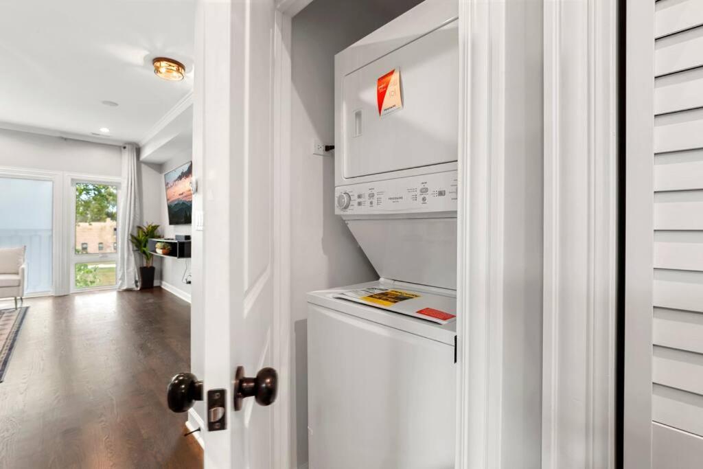 Apartment Luxhome 8 Mins Downtown Chicago