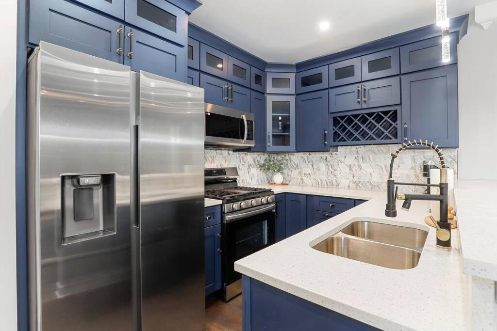 Luxhome 8 Mins Downtown