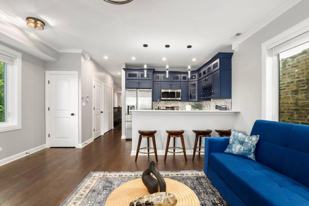 Luxhome 8 Mins Downtown *