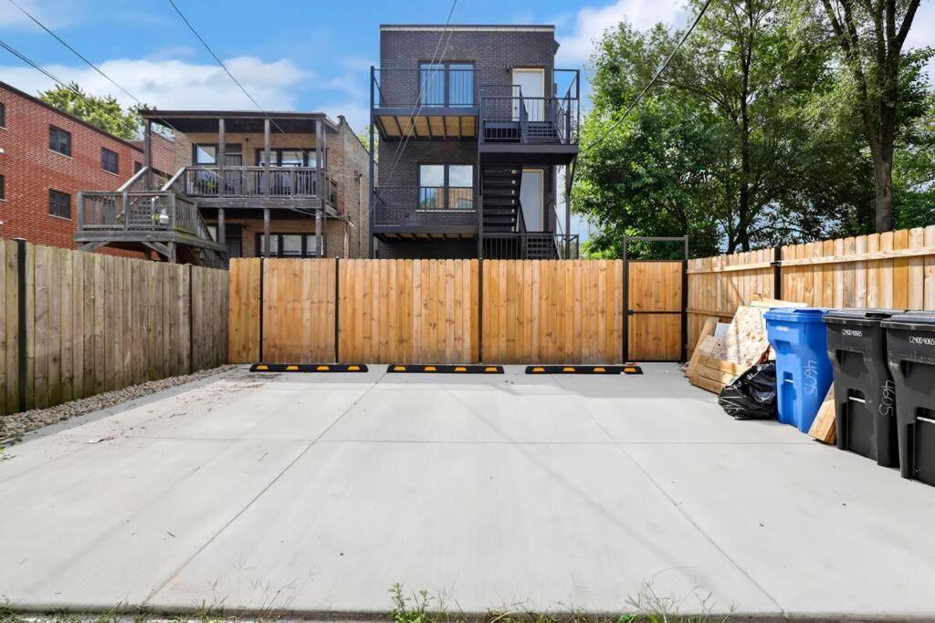 Luxhome 8 Mins Downtown * Chicago