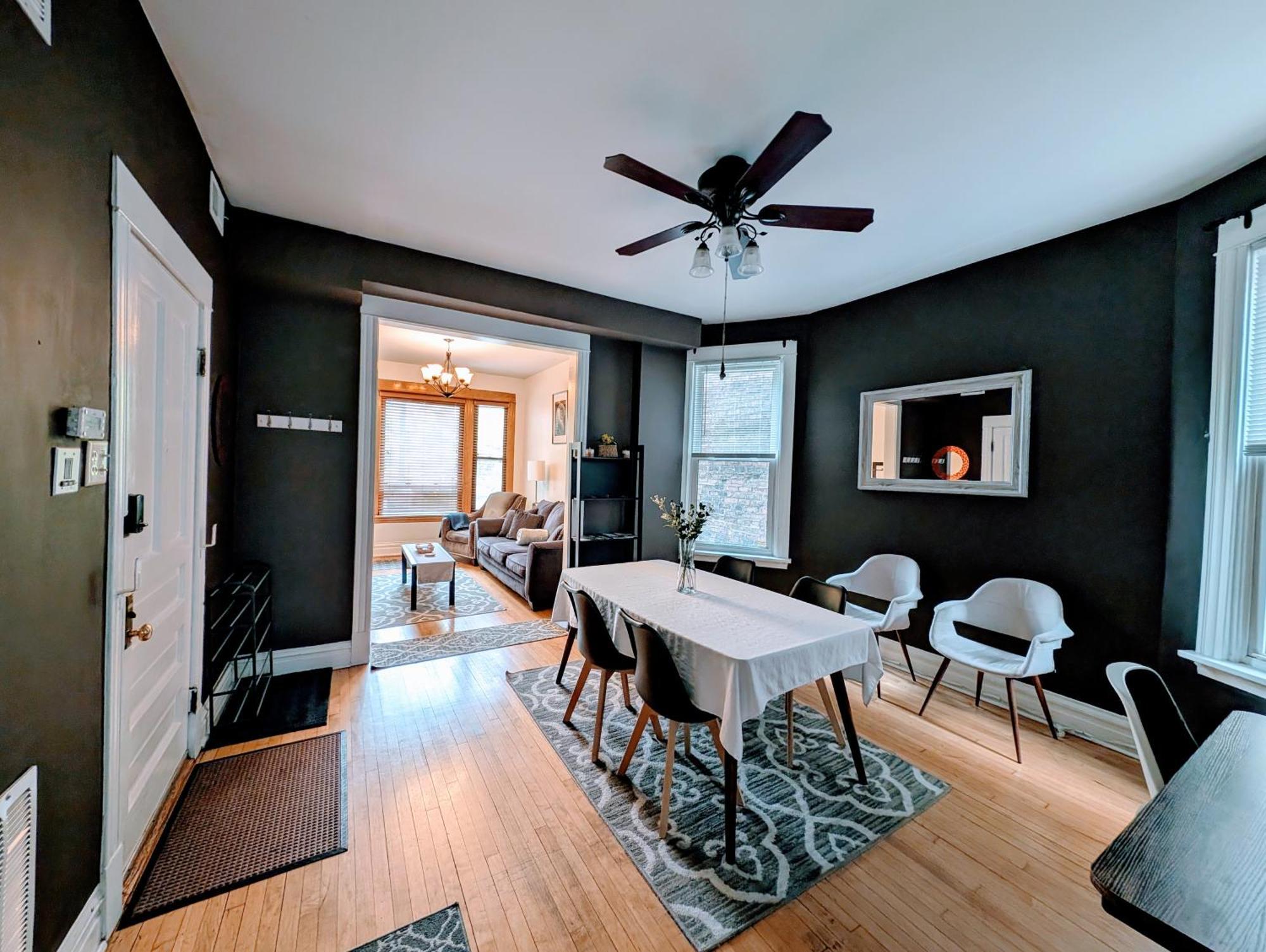 Apartment The Roscoe Village *