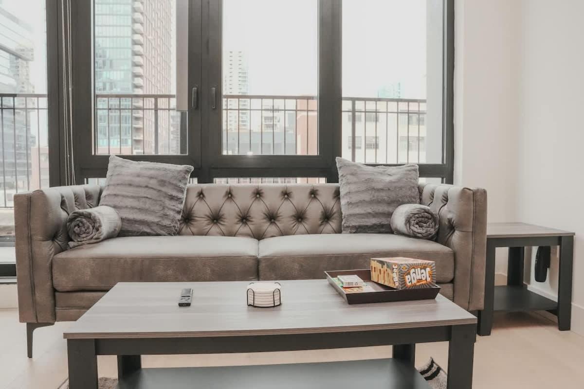 River North Private Balcony With In And Out Parking Chicago