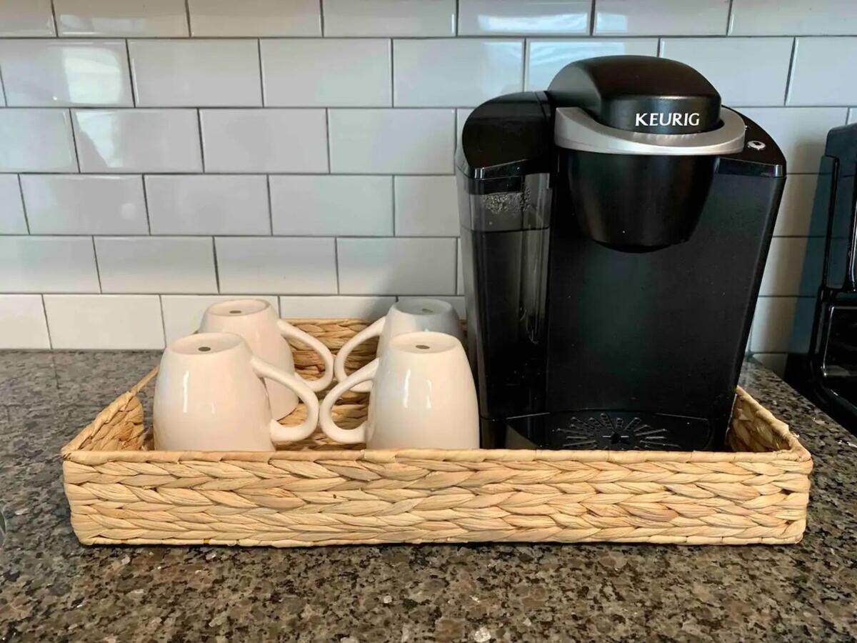 Tropical Boho Oasis Apartment *