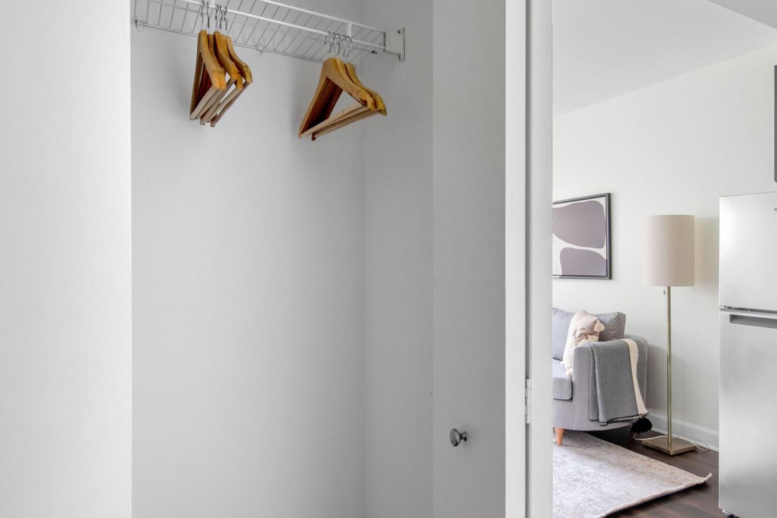 Apartment Gold Coast 1br W Doorman Gym 2 Blocks To L Chi-549 *