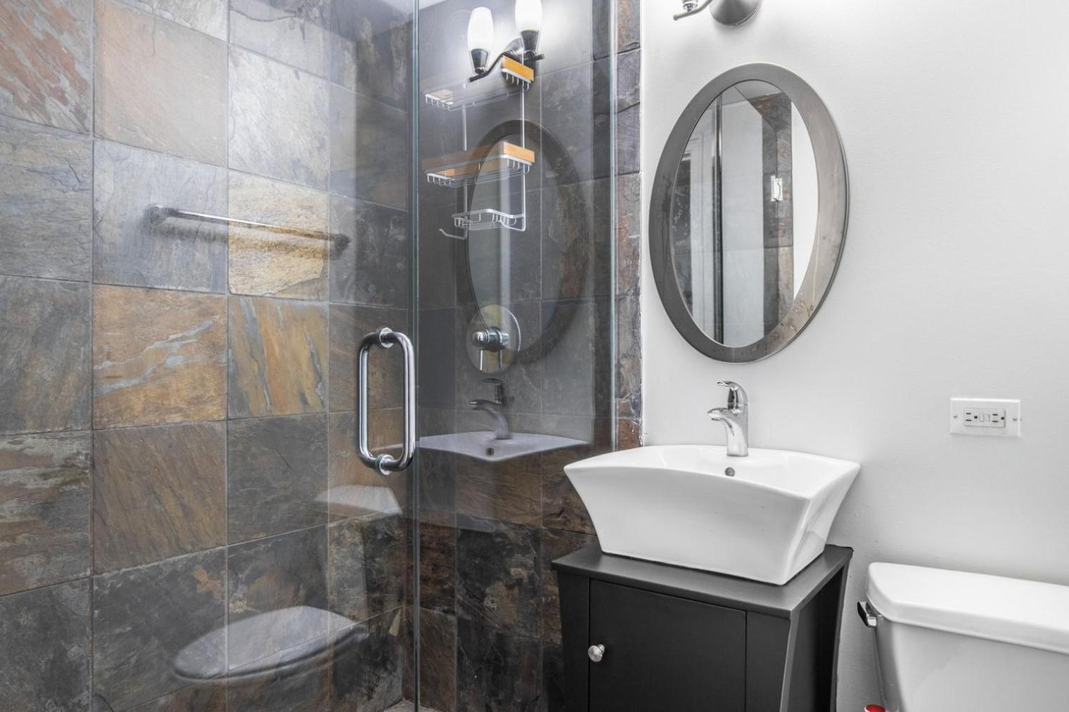 Apartment Gold Coast 1br W Doorman Gym 2 Blocks To L Chi-549 *