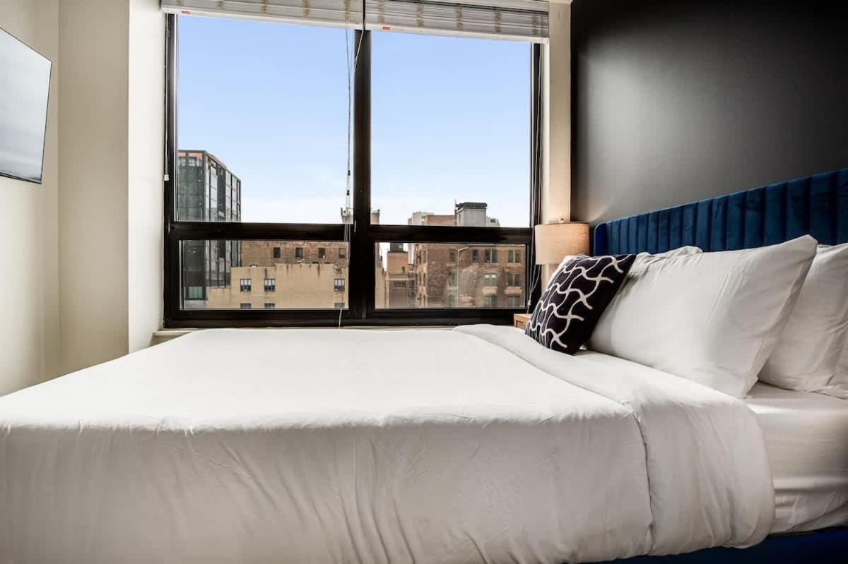 Apartment Boulevard Walk Everywhere 5 Mins To Magnificent Mile River North 04