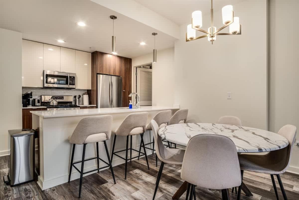 Boulevard Walk Everywhere 5 Mins To Magnificent Mile River North 04 *