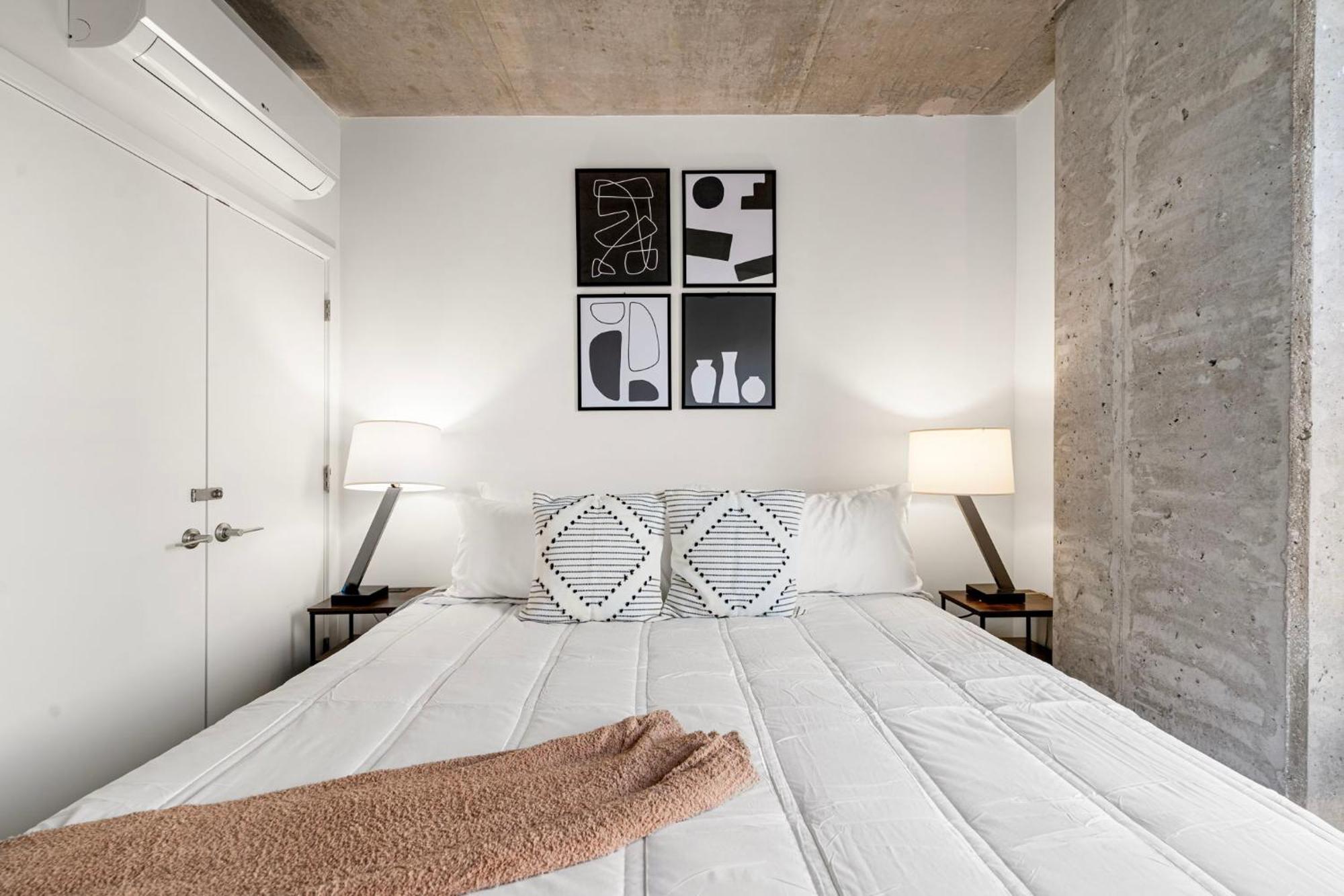 Hotel Family-sized 4br Luxury In Downtown