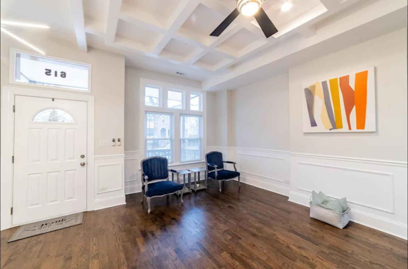 Bronzeville 42 Art & Hospitality Holiday home