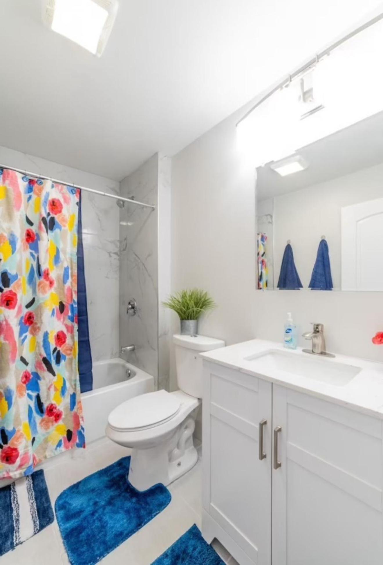 Bronzeville 42 Art & Hospitality Holiday home *