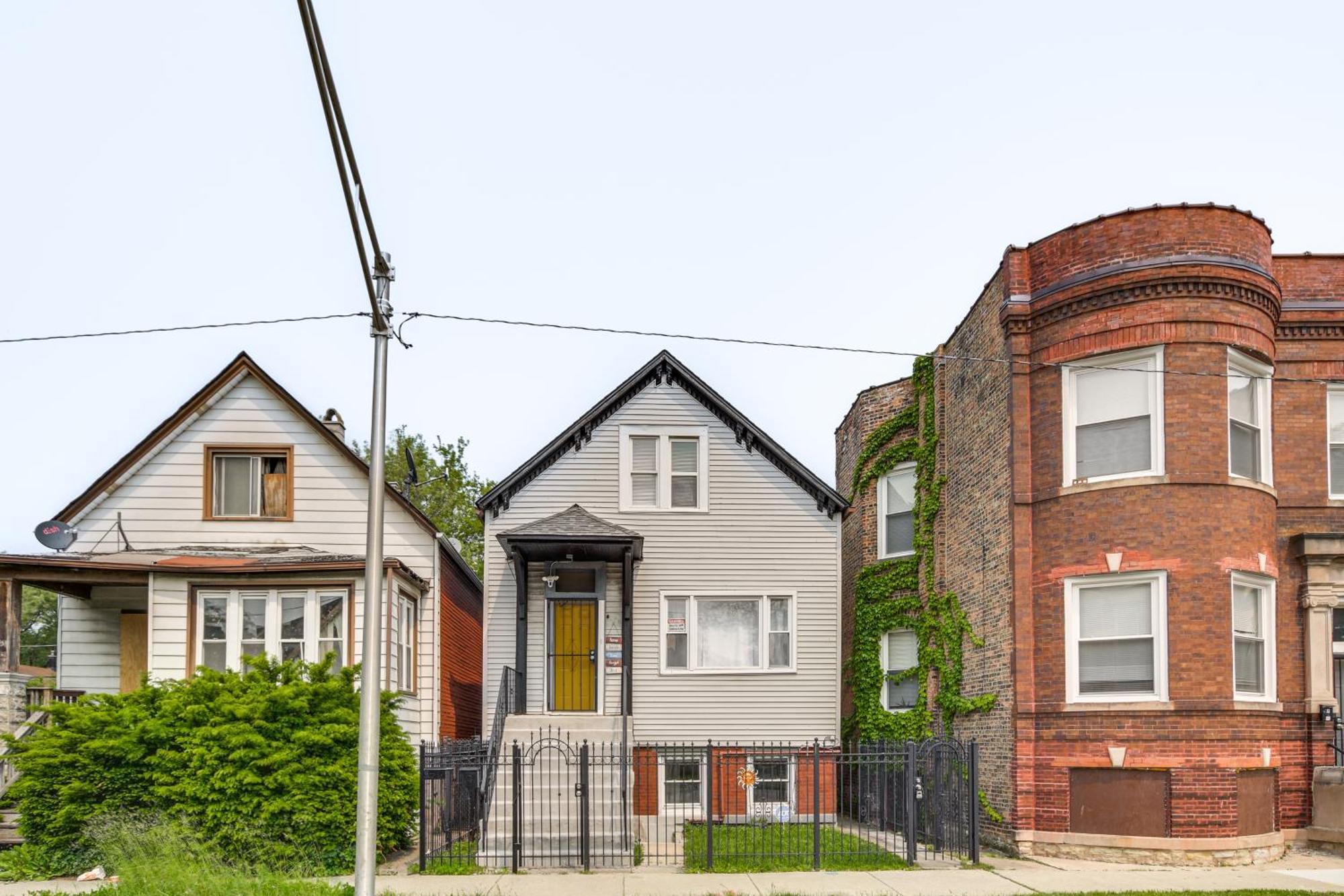 Less Than 2 Mi To Uchicago Pet-friendly Getaway With Yard Apartment Chicago