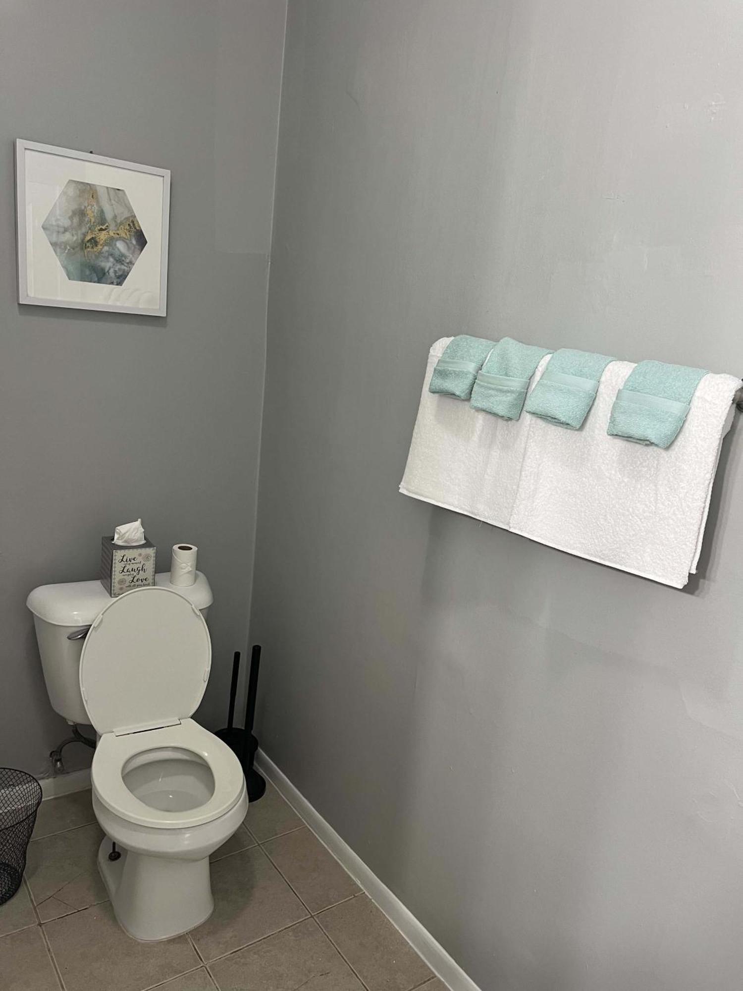 South Loop 3 Bedroom Apartment Chicago
