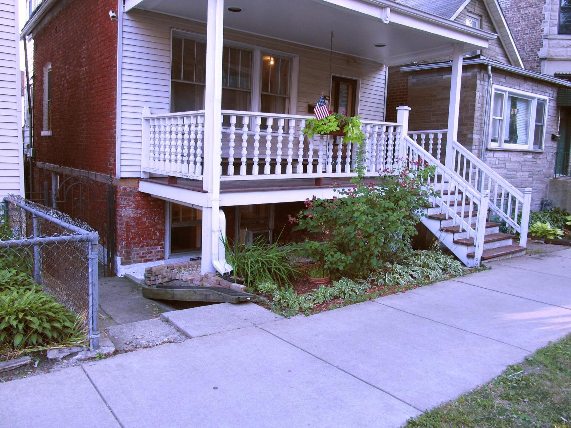 Cozy Vintage Near Downtown *