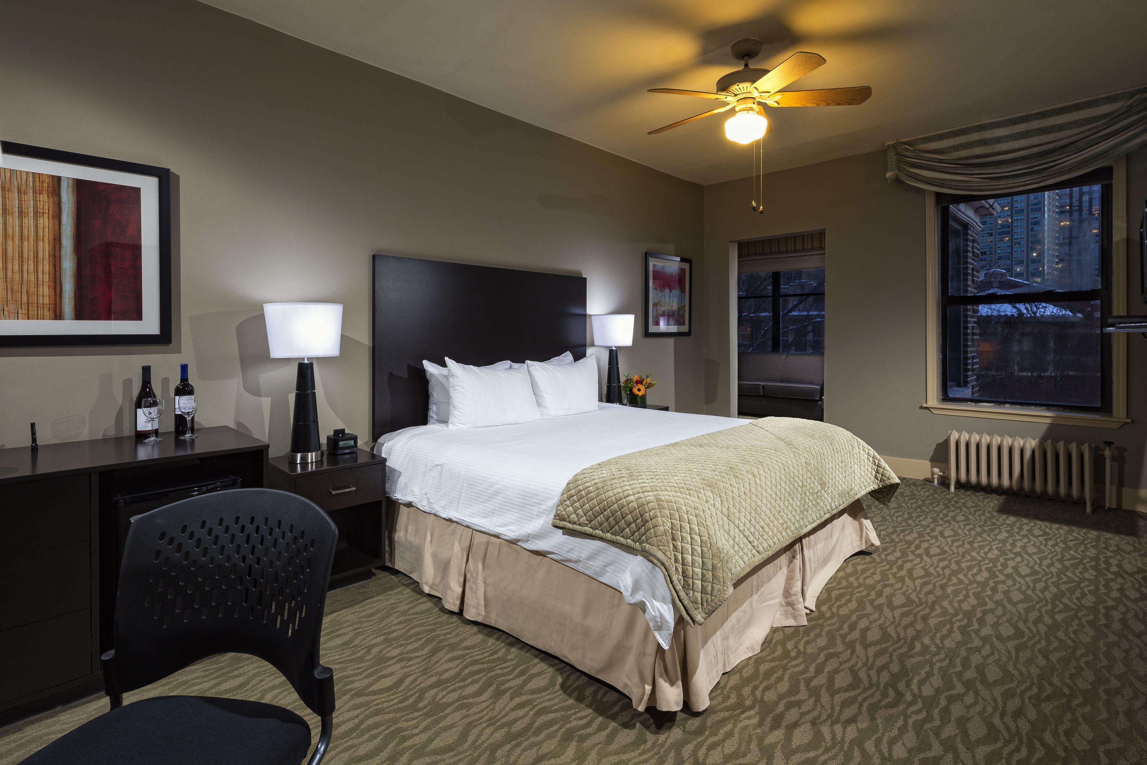 Hotel Majestic Chicago